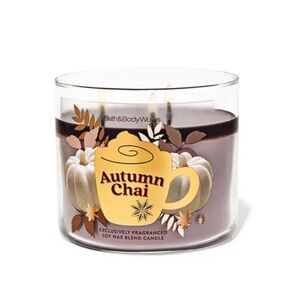 NWT Bath & Body Works Autumn Chai Candle (Quantity 2)